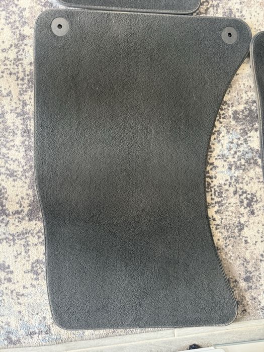 Ворсові коврики Volkswagen Passat Touran w 211