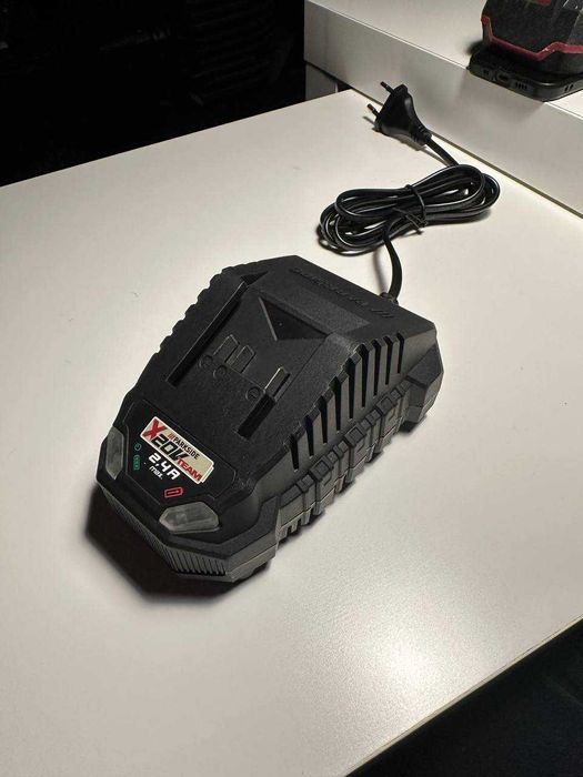 Bateria 20V + Carregador Parkside com manuais