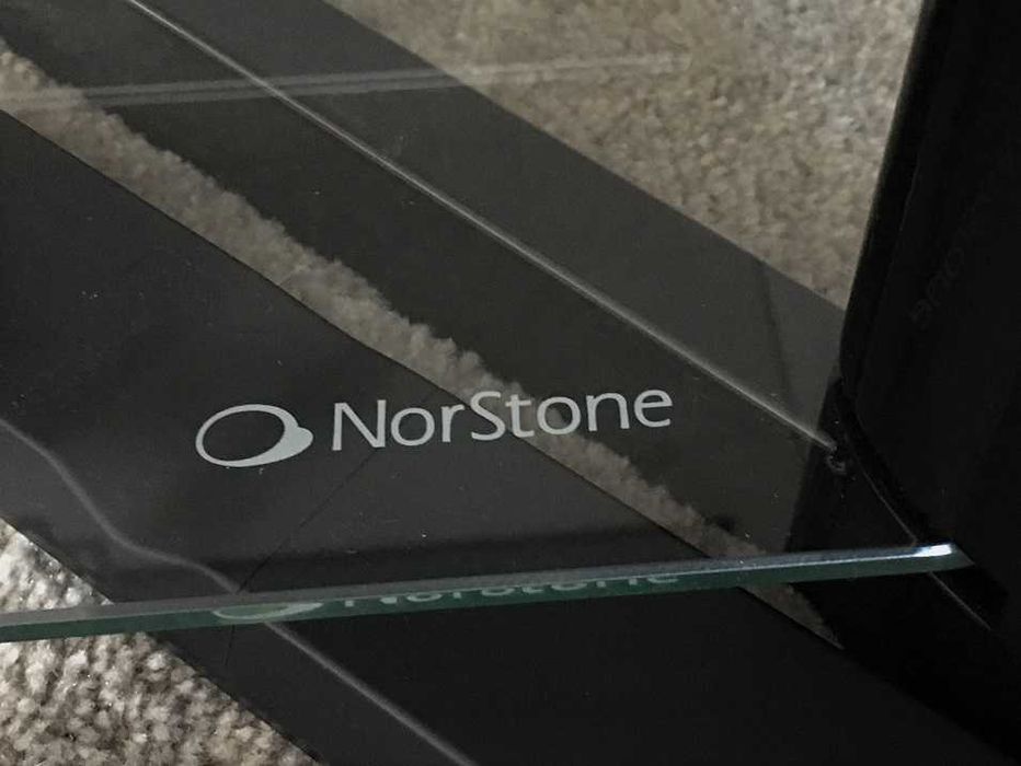 Móvel de TV e multimédia NORSTONE Mask