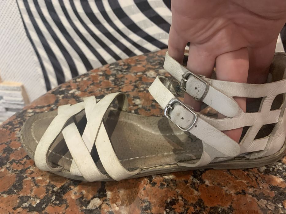 Бомоніжки/сандалики для дівчинки