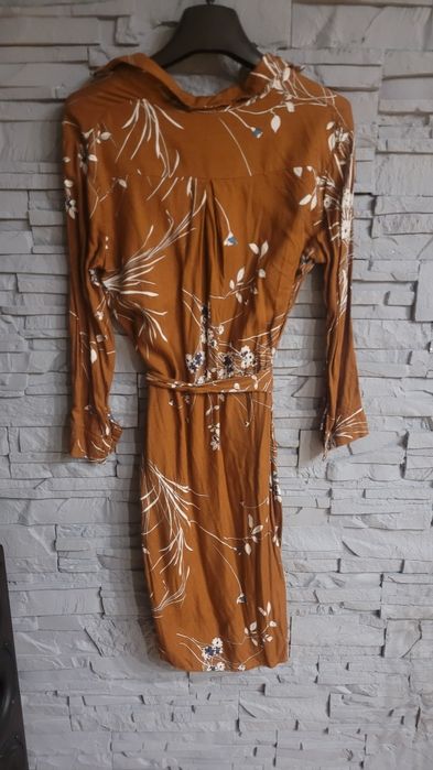 Sukienka reserved 34