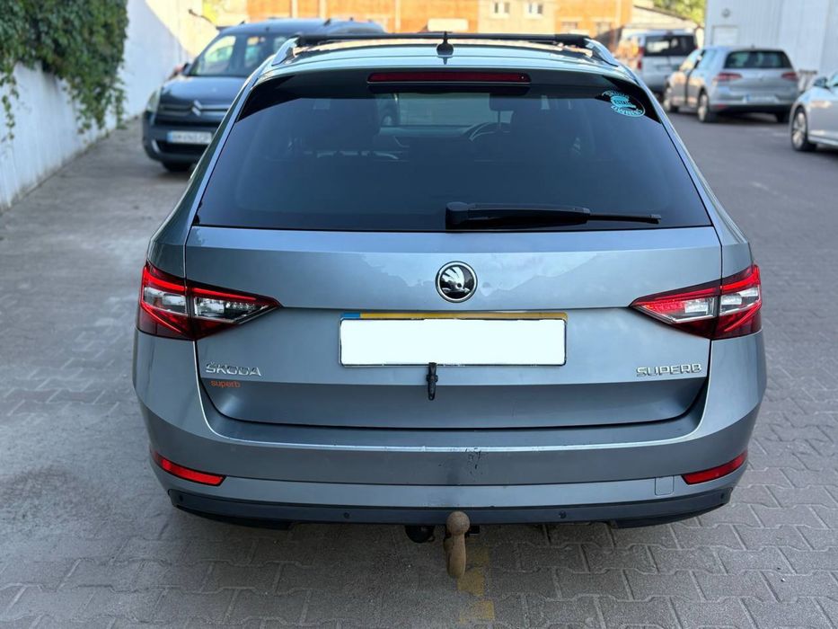 Розборка Skoda Superb3 2.0 Капот Крило Бампер Фара Xenon Двері LED-Стопи Кришка Багажника Фаркоп Радіатори Вентилатори Ремні Безпеки Стойки Пружини