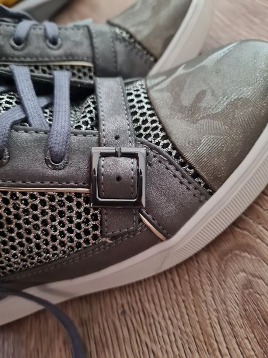 Botki Guess khaki - szary 41