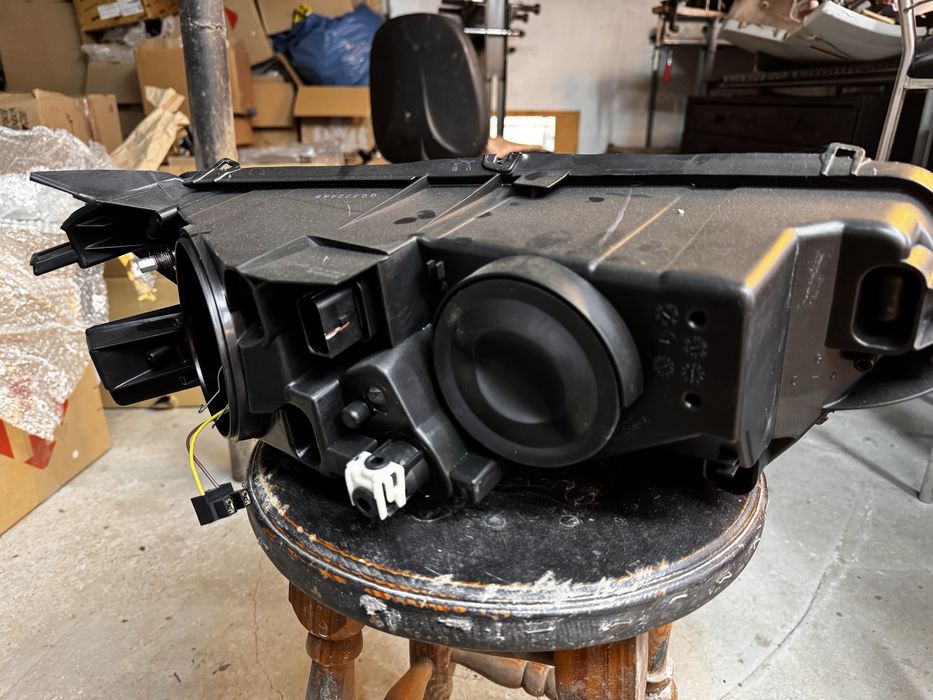 Фара Citroen C4 Picasso 2015 depo