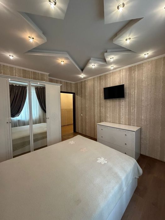 Продаж 3-к квартири в Українці