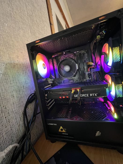 Продам игровой компьютер Торг !!