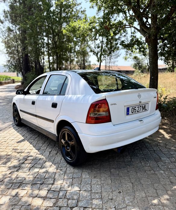(Reservado) Opel Astra H 1.2