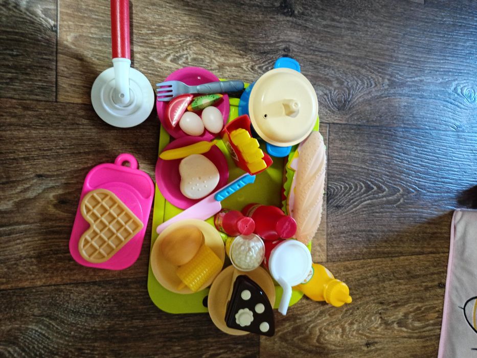 Іграшковий посуд