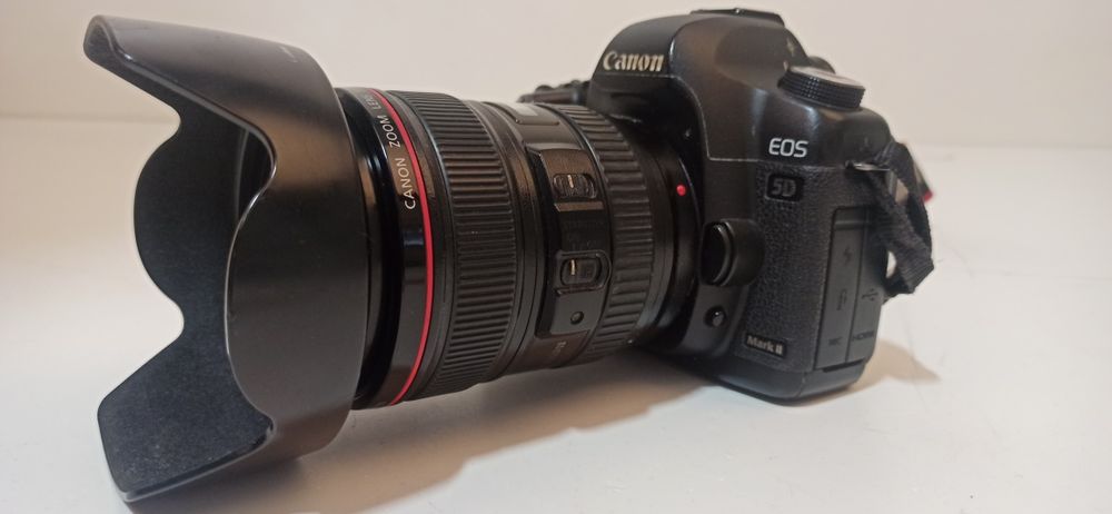 Canon 5D II ,máquina impecável