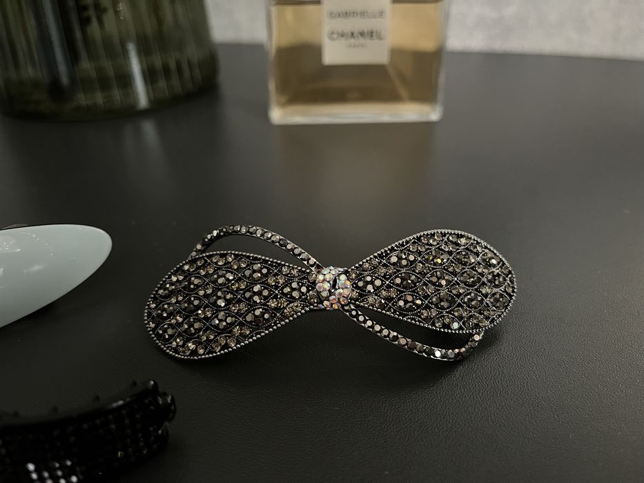 Лот заколок для волосся