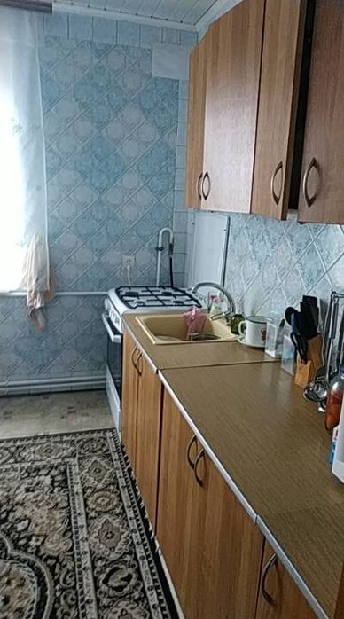 продаж будинку в Перлявці