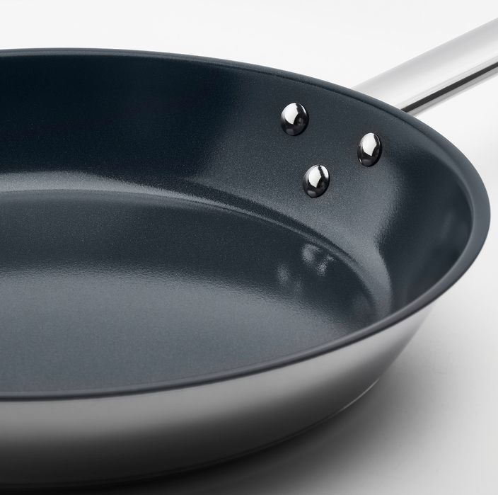 Frigideira IKEA, aço inoxidável/revestimento antiaderente (24/28 cm)