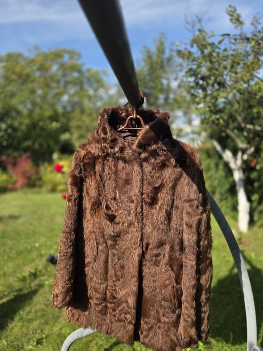 Piękne futerko naturalne z kapturem