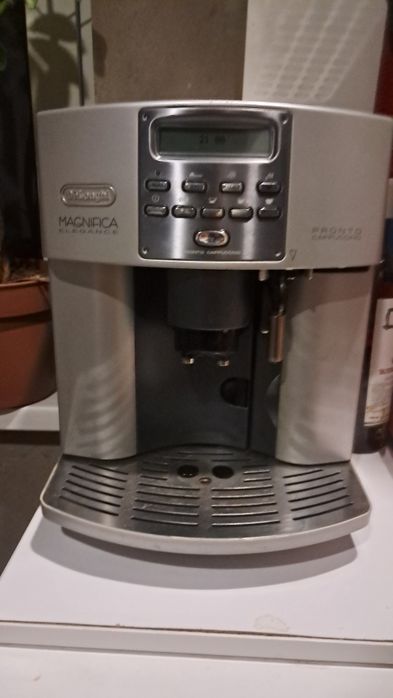 Кавомашина DeLonghi Magnifica Elegance Pronto Cappuccino