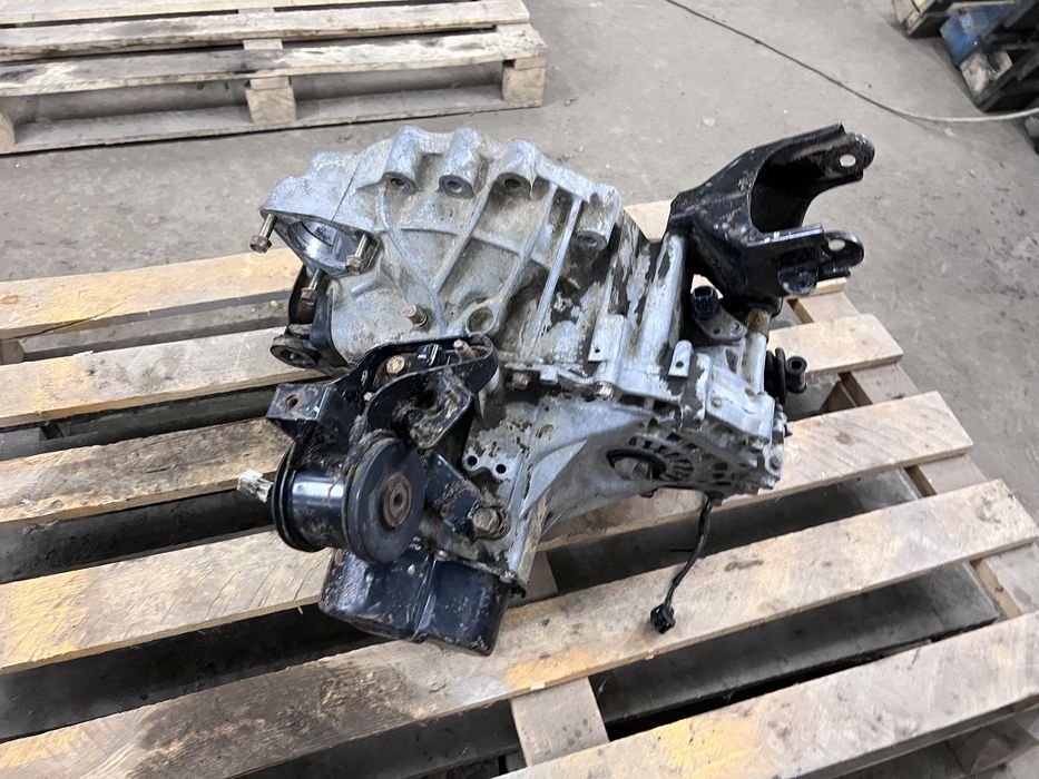 КПП Mazda kl 2.5 Xedos 626 mx-6 Ford Probe коробка мкпп