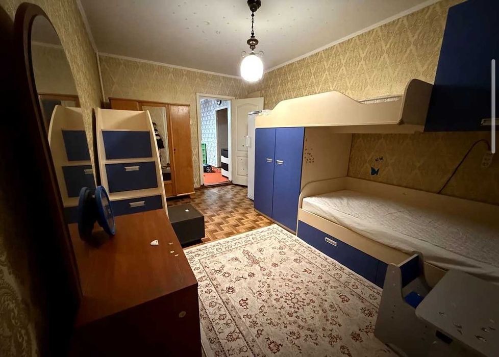 Оренда 3 кімнатної квартири по вул. Володимира Українця
