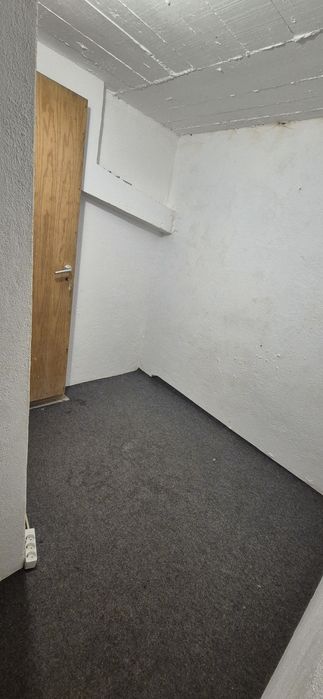 Arrecadação / Arrumos / Self Storage / Armazém / Escritório