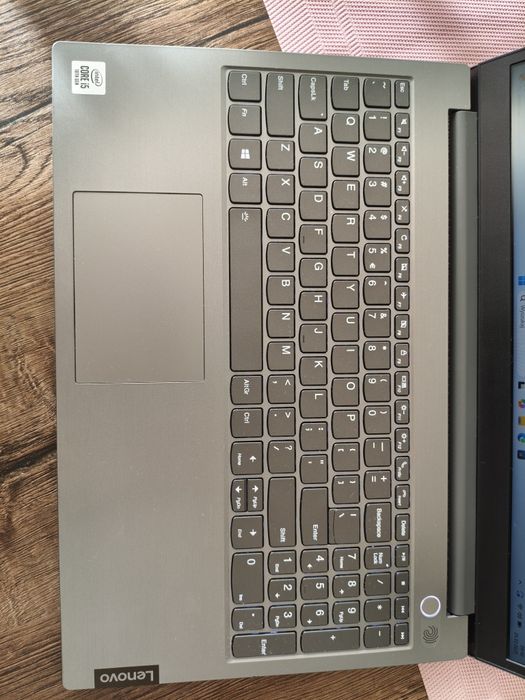 Laptop Lenovo ThinkBook i5-1035G1 16GB ram SSD m2 bardzo ładny