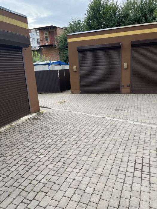 Гараж Озерна продам власник