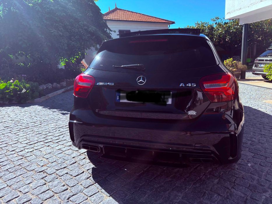 Mercedes-Benz A 45 AMG 4Matic Speedshift 7G-DCT