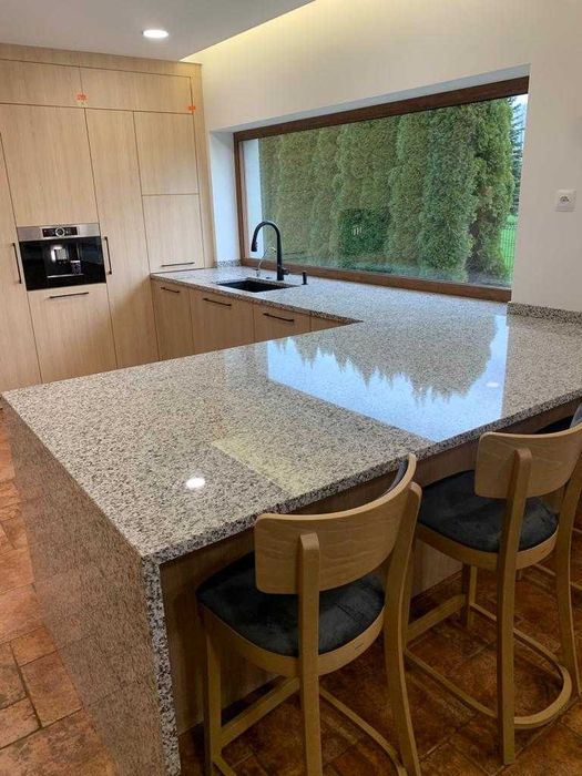 Blat kuchenny - granit jasny