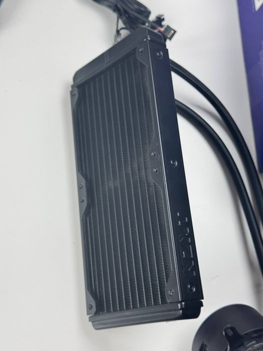 Chłodzenie cieczą NZXT Kraken 240 (RL-KN240-B1)