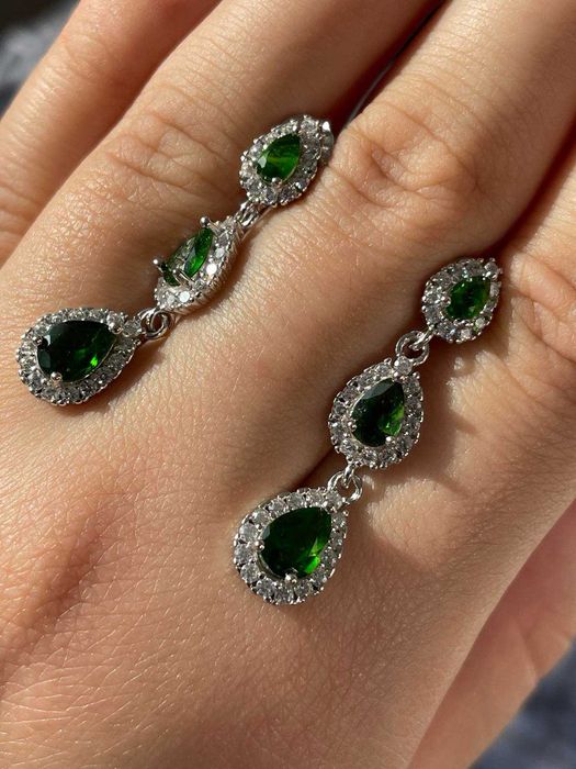 Серьги из хром диопсида и циркония, серебро 925 пробы
