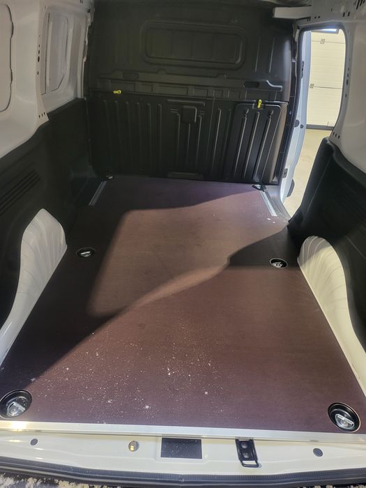 Podłoga  partner berlingo proace combo