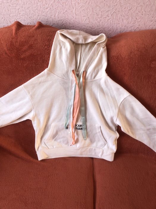 Кофта для дівчини розмір s-m