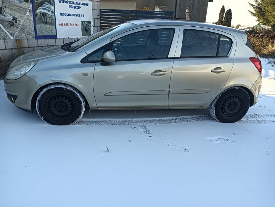 Opel Corsa D 2007 rok 1.2 benzyna Klima 177 tys  z Niemiec 5D Zobacz