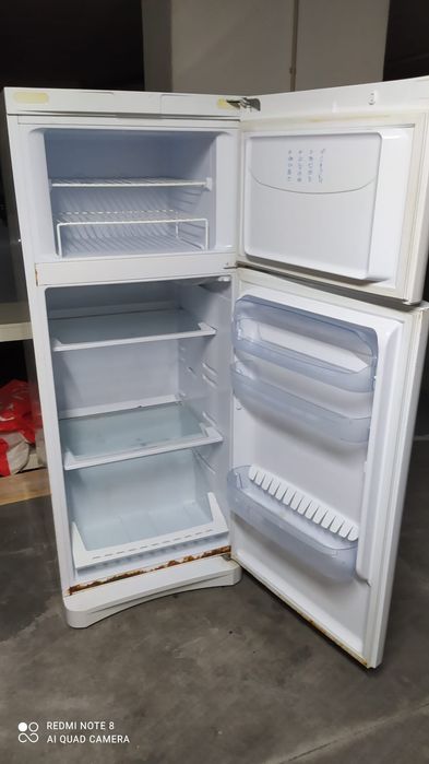 Frigorífico hotpoint branco