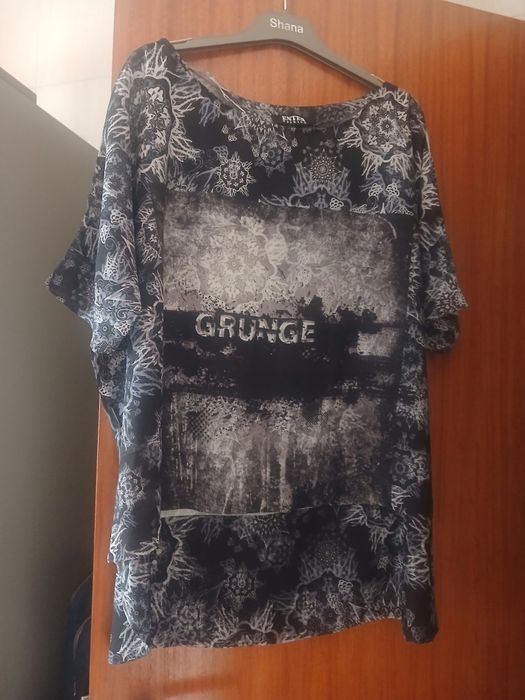 Blusa  xl  preta e branca
