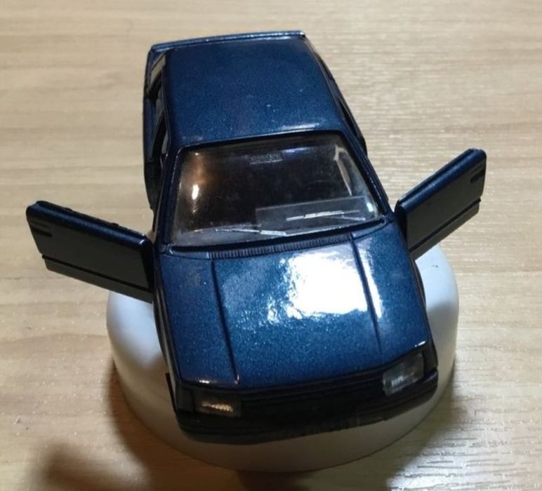 Miniatura da Solido Renault 25 em escala 1/43