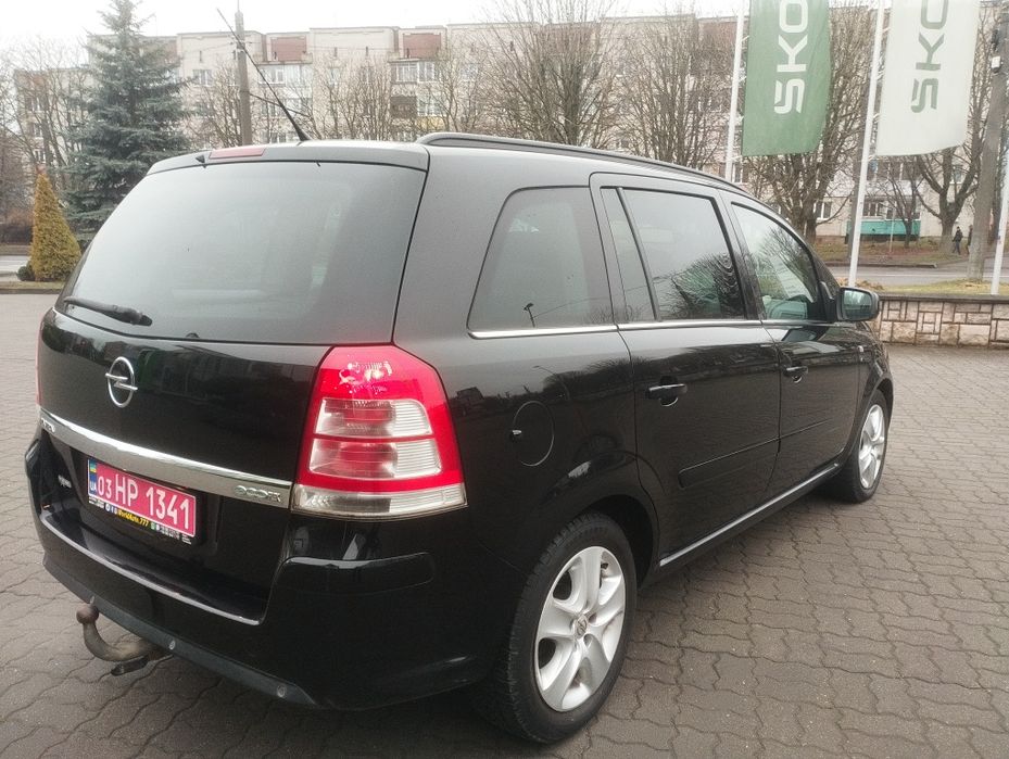 Продам автомобіль Opel zafira