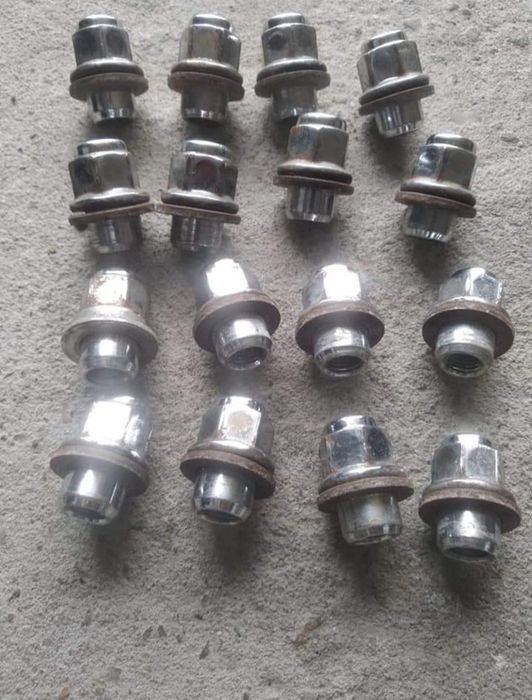 Nakretki do alufelg Toyota