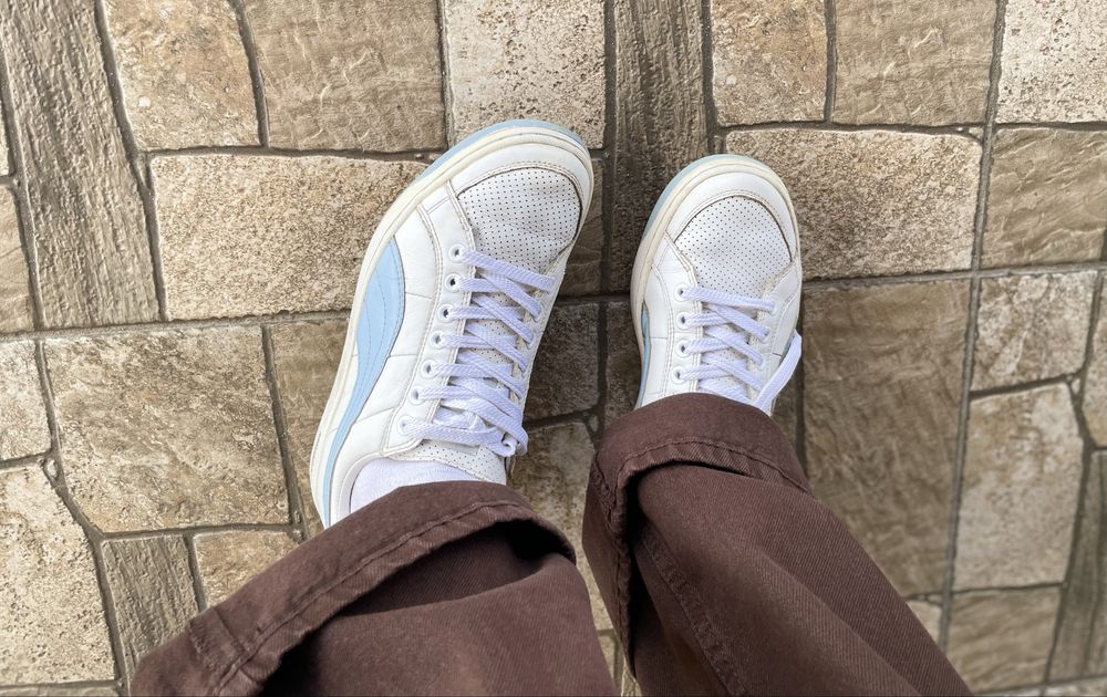 Шкіряні білі кросівки Puma з блакитним (кеди), розмір 39