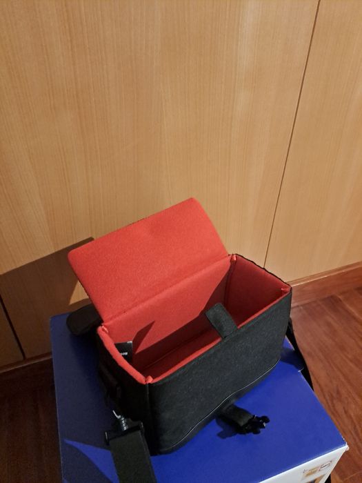 CANON 800D 18-135mm+ 5 baterias