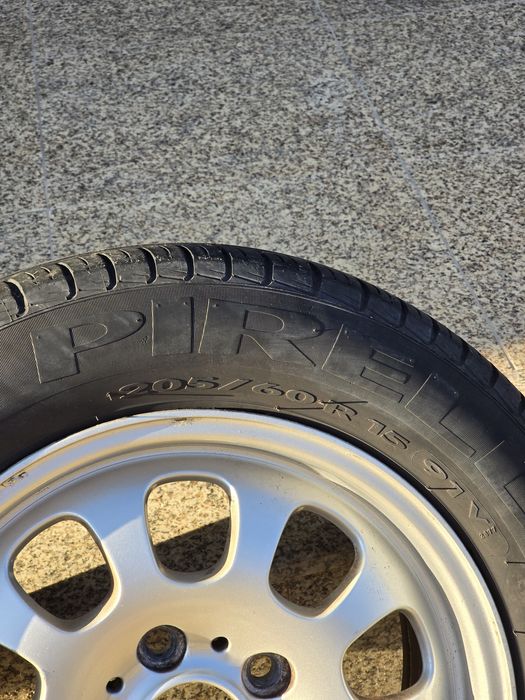 Jantes BMW 15” + Pneus Pirelli P7