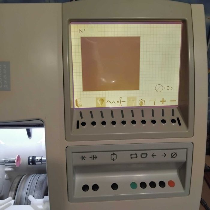 Продам станок для оптики Essilor gama ч/б сканер цветной.