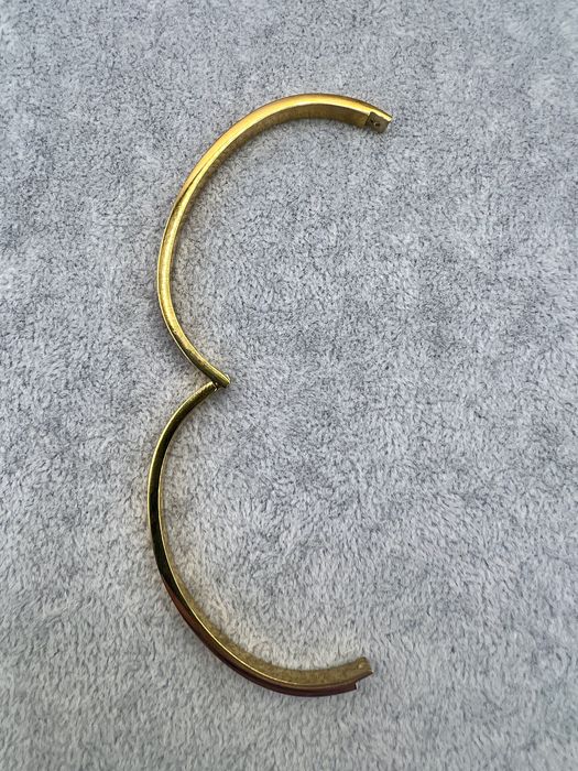 Bracelete Rígida em Aço Inox com Banho Ouro 18k e Zircónias