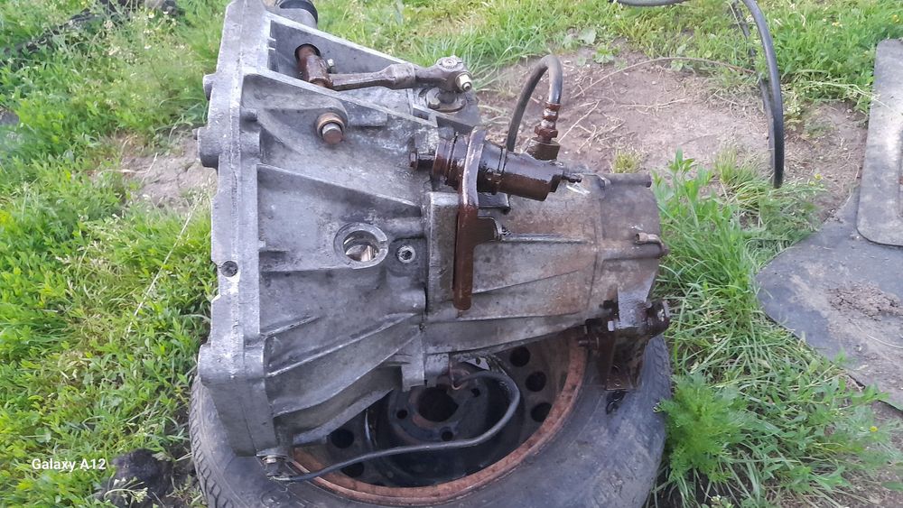 Коробка передач Лянча Тема 91 р.(2.0 бензин)