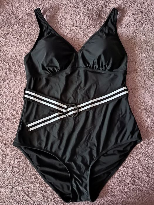 Nowy strój kąpielowy rozmiar 44 z ozdobnym paskiem strój na basen