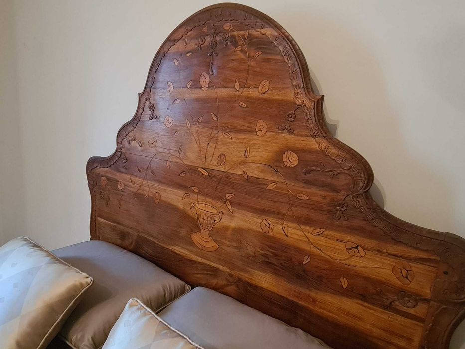 Cama de casal antiga D. Joao V