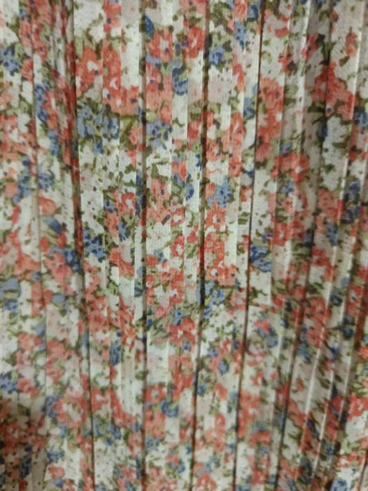 Saia midi/comprida com  padrão floral