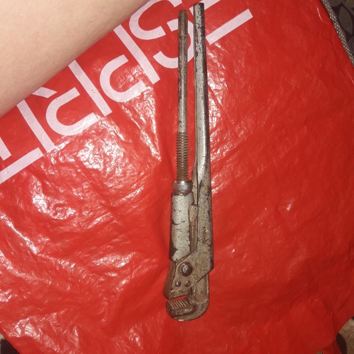 Продам  газовый ключ .