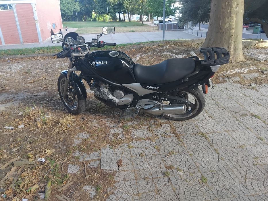 Vende-se xj600 ou troco