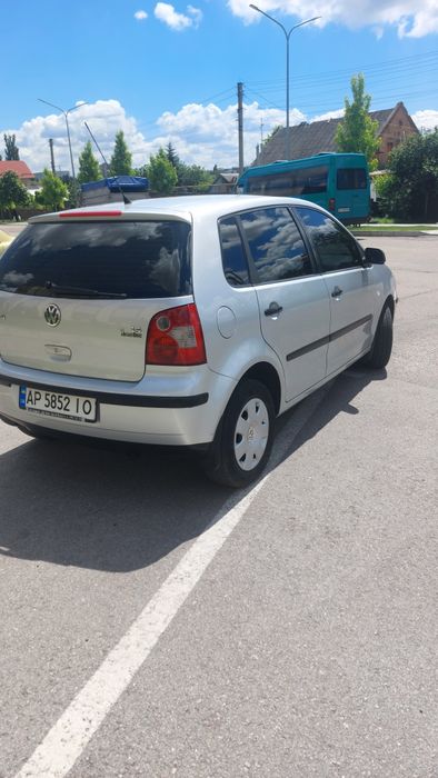Volkswagen Polo АВТОМАТ ГАЗ 4...