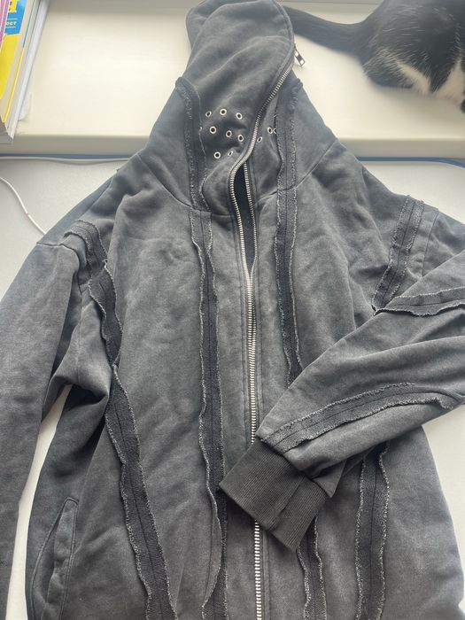 зіпка з капішоном