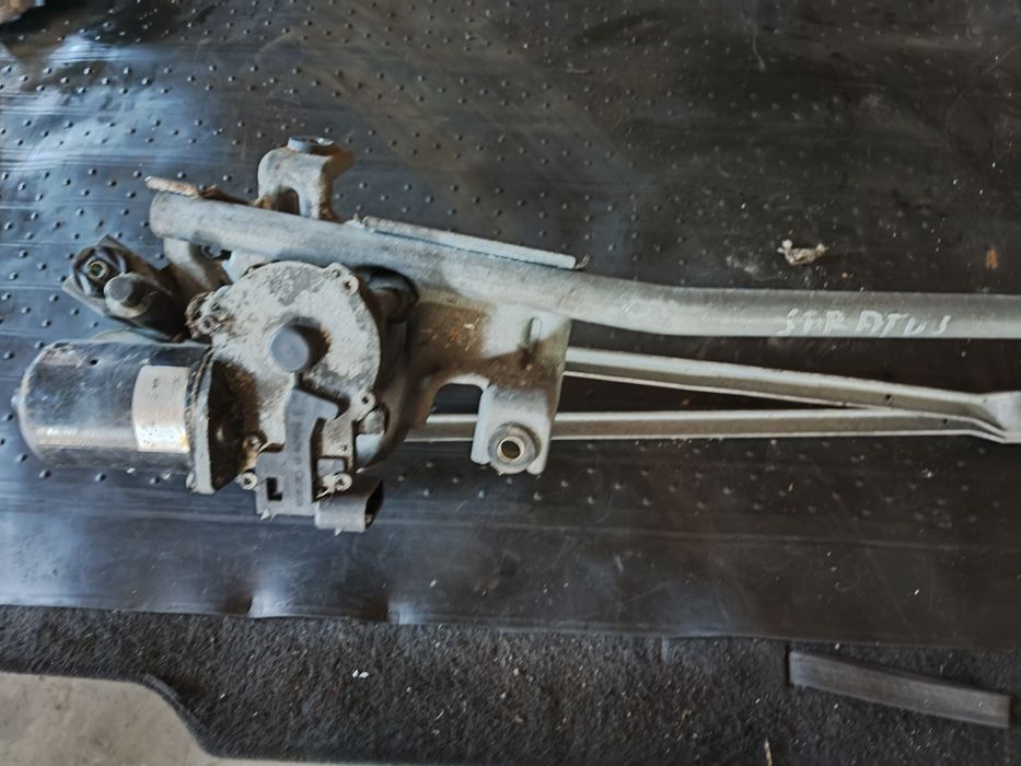 Mechanizm wycieraczek silniczek Chrysler Voyager stratus