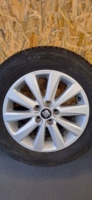 felgi aluminiowe z oponami seat ibiza v 6f0 15 cali